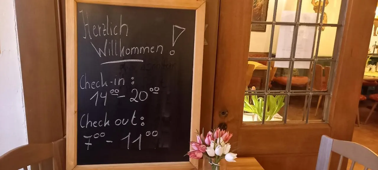 Guest house Hotel-Gasthof Goldener Greifen Rothenburg ob der Tauber