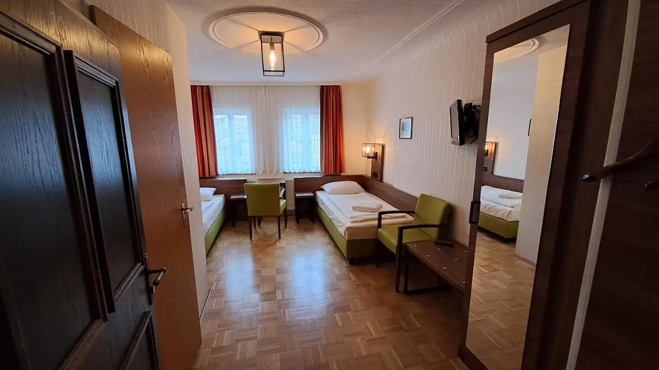 Guest house Hotel-Gasthof Goldener Greifen Rothenburg ob der Tauber