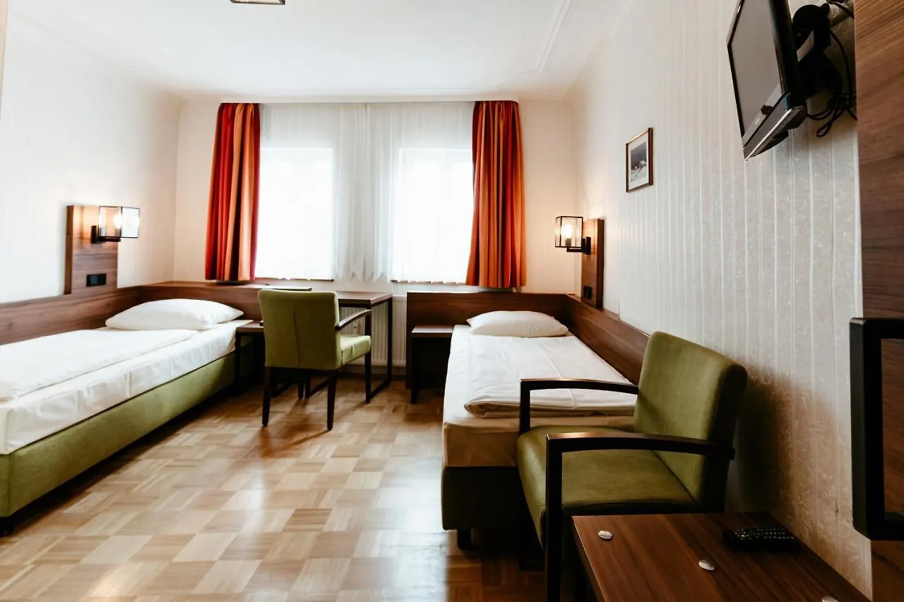 Guest house Hotel-Gasthof Goldener Greifen Rothenburg ob der Tauber
