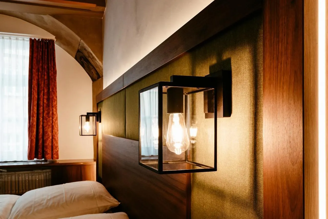 *** Guest house Hotel-Gasthof Goldener Greifen Rothenburg ob der Tauber Germany